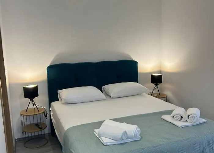 Penthouse Mira Apartament *